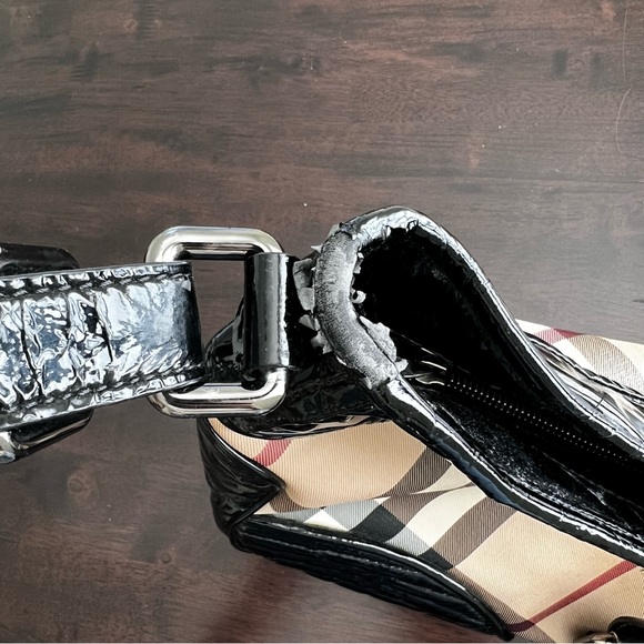 Authentic Vintage Burberry Large Canvas Shoulder Bag w Patent Leather - Picture 14 of 15